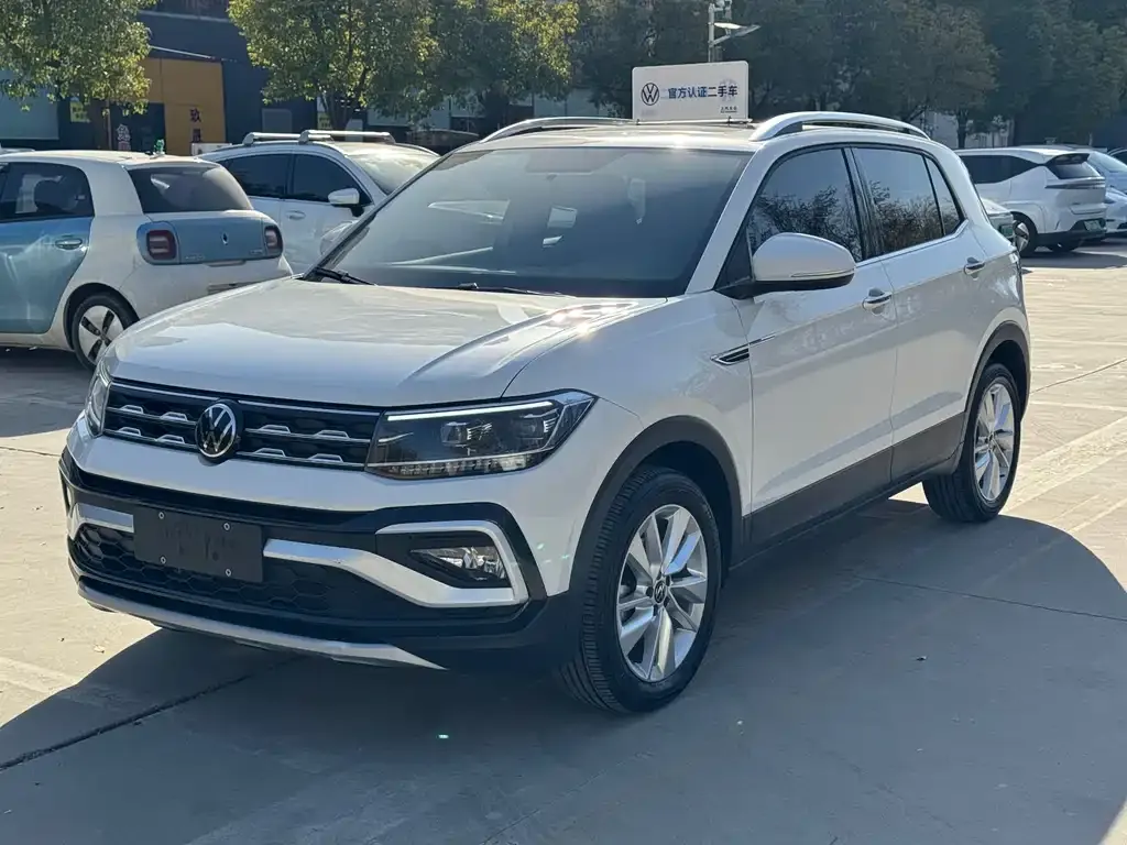 Volkswagen T-Cross — фото 1