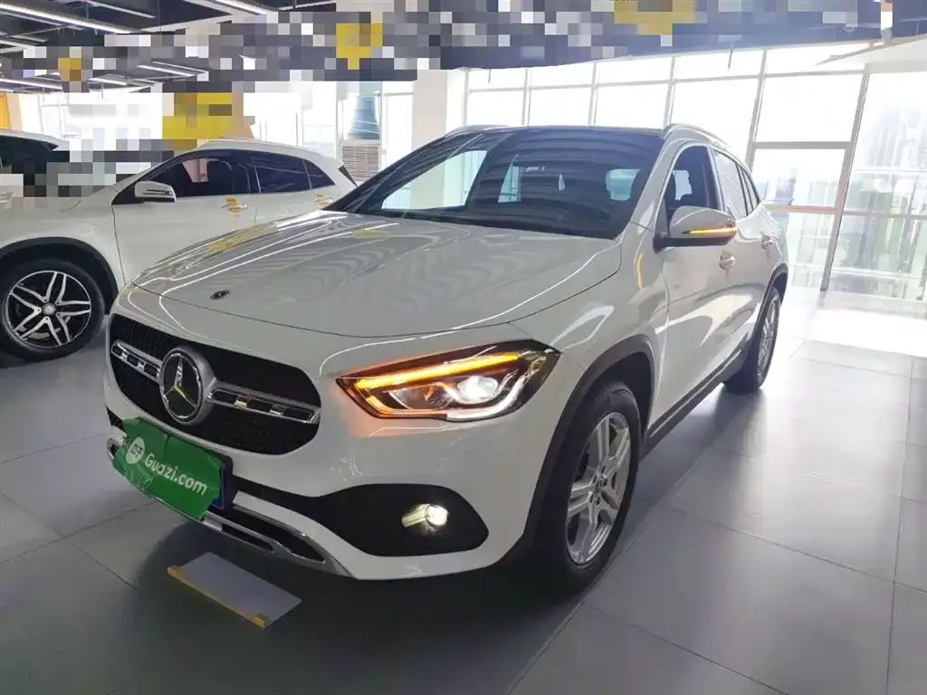 Mercedes-Benz GLA — фото 1