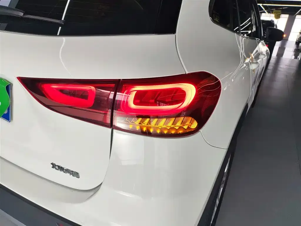 Mercedes-Benz GLA — фото 8