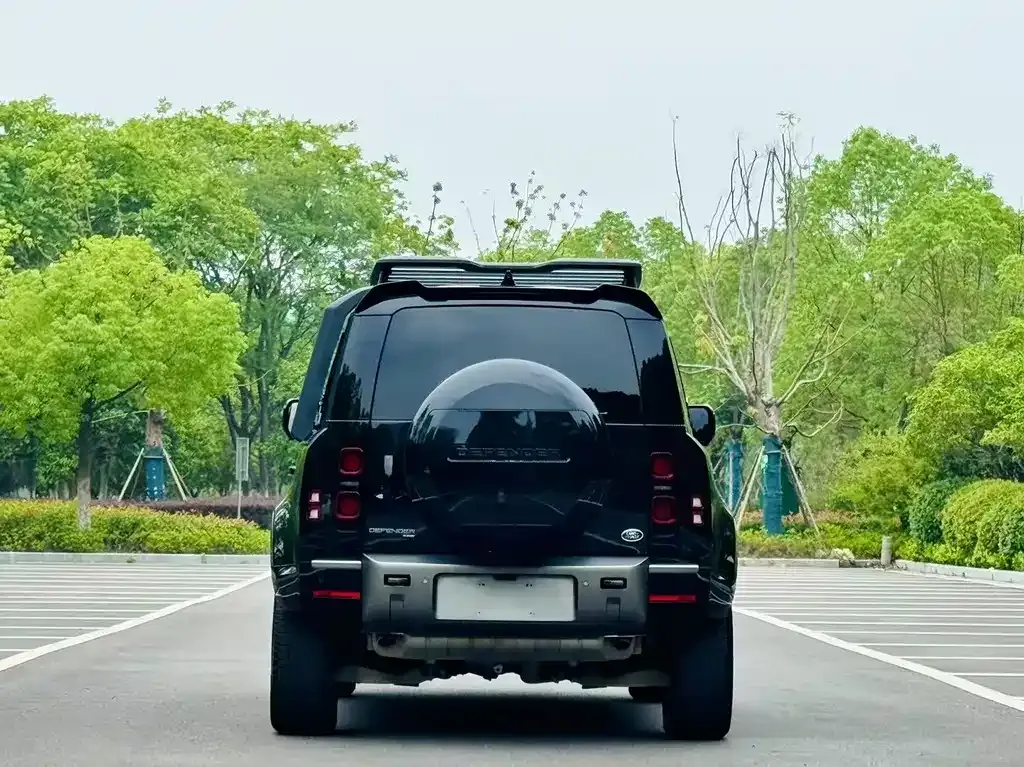 Land Rover Defender — фото 4