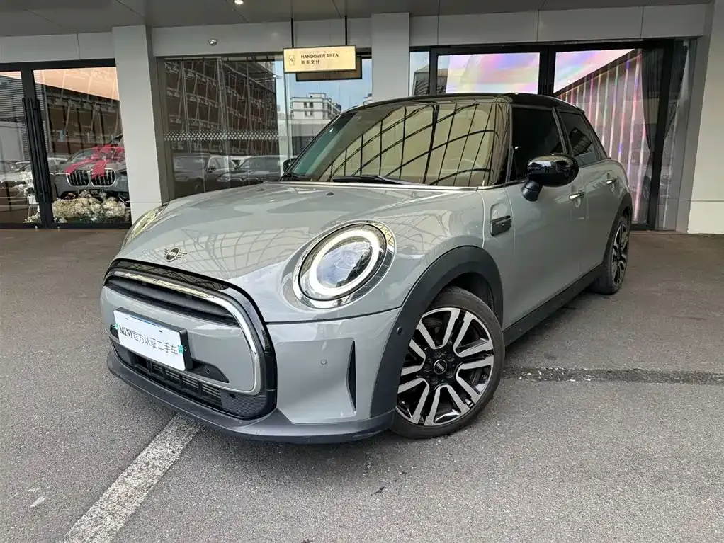 MINI Cooper (3-door) — фото 1