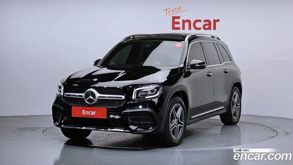 Mercedes-Benz GLB-Class — фото 1