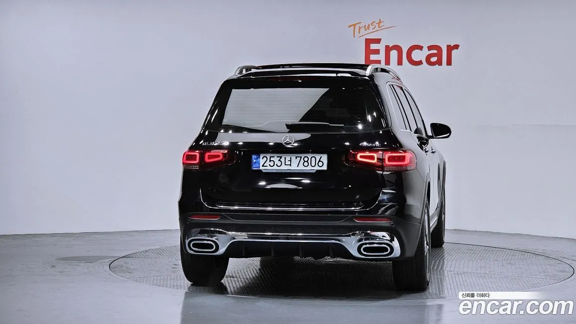 Mercedes-Benz GLB-Class — фото 4