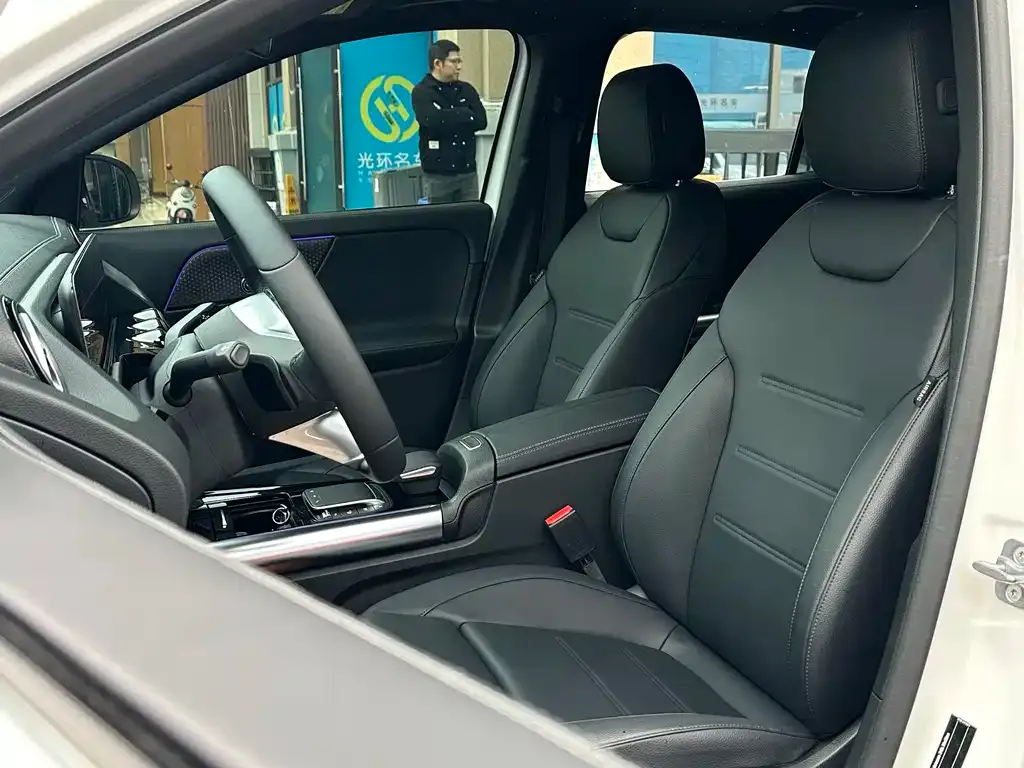 Mercedes-Benz GLA — фото 10