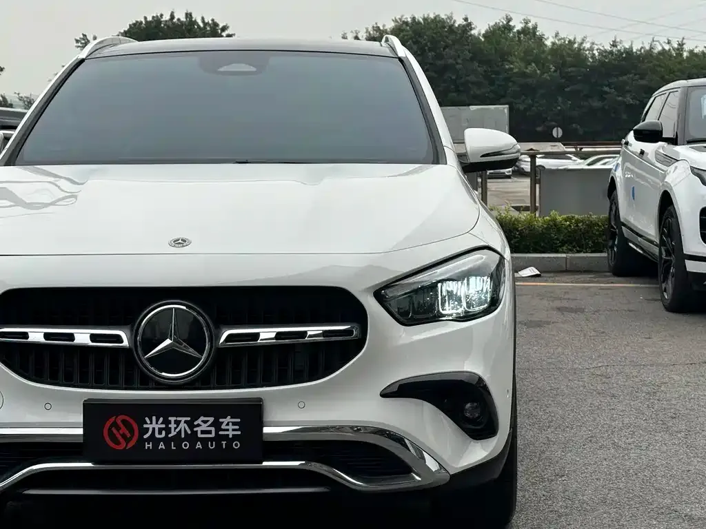 Mercedes-Benz GLA — фото 6