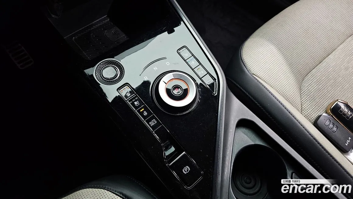 Kia Niro — фото 9