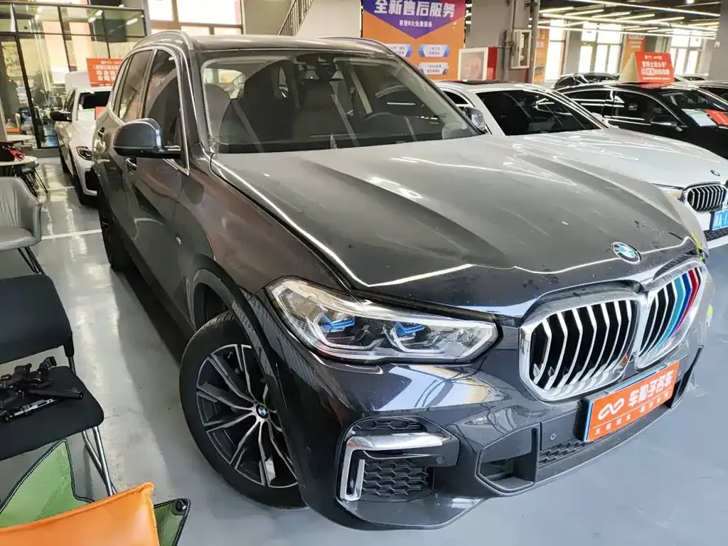 BMW X5 — фото 2