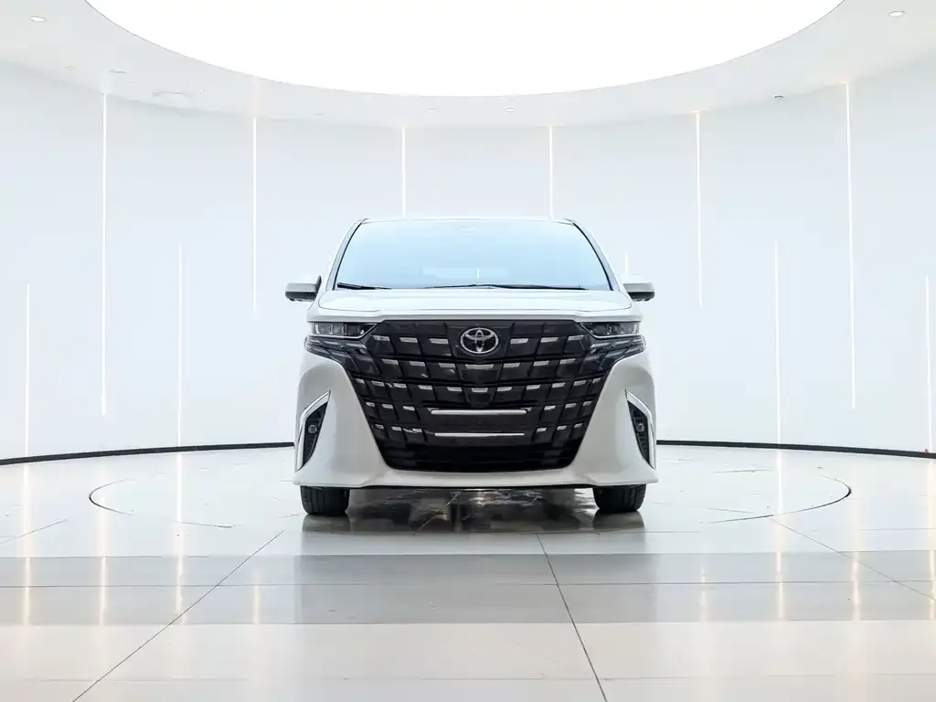 Toyota Alphard — фото 3