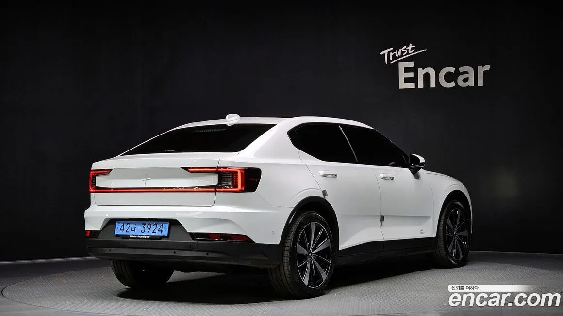 Polestar Polestar 2 — фото 2