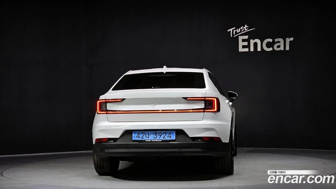 Polestar Polestar 2 — фото 4