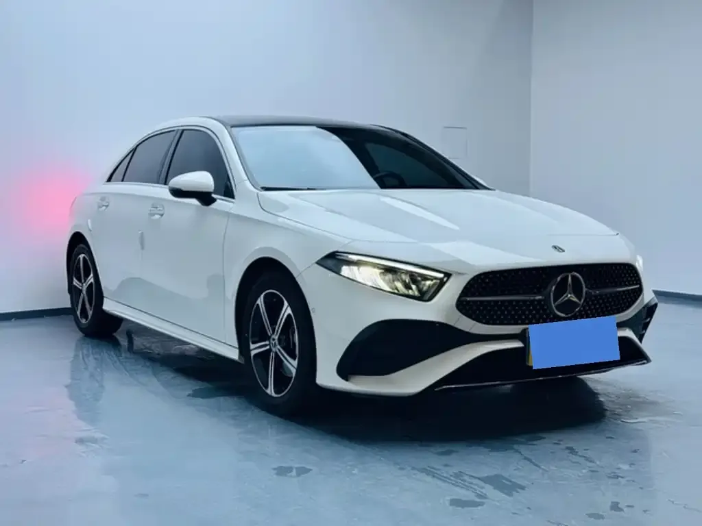 Mercedes-Benz A-Class — фото 8