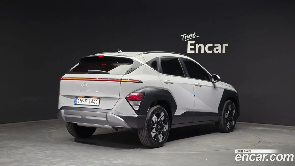 Hyundai Kona — фото 2