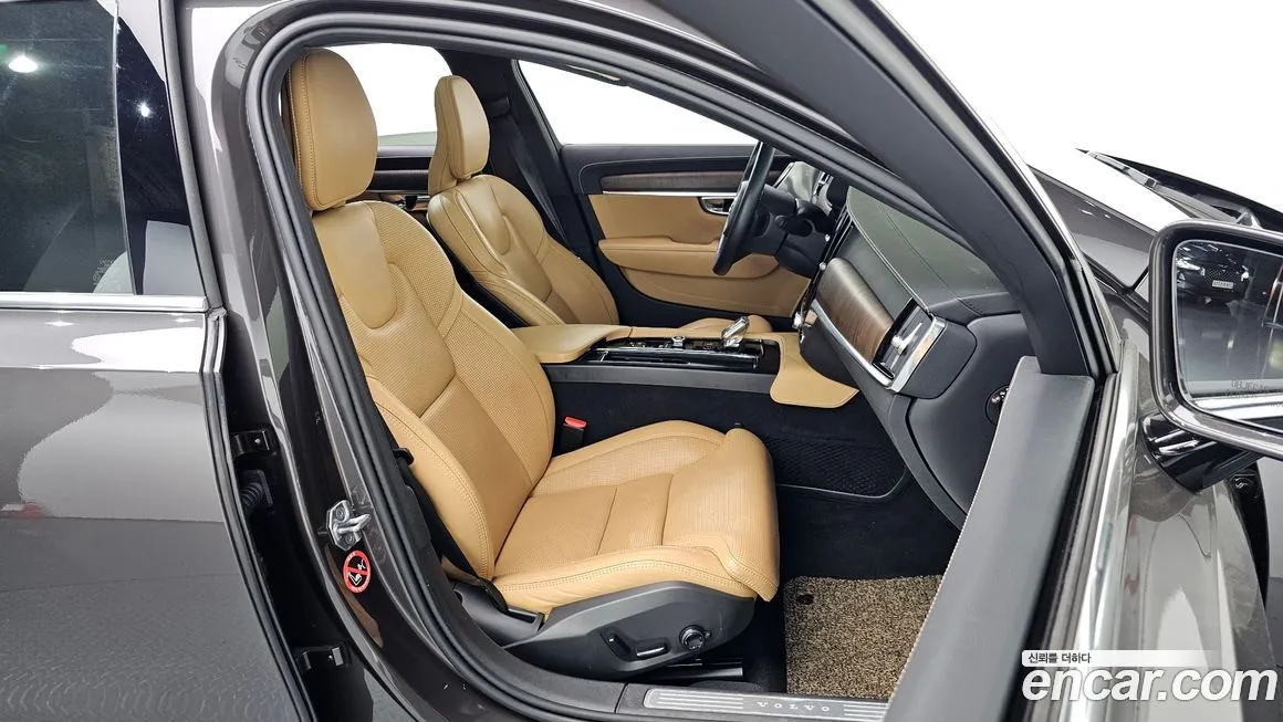 Volvo S90 — фото 10