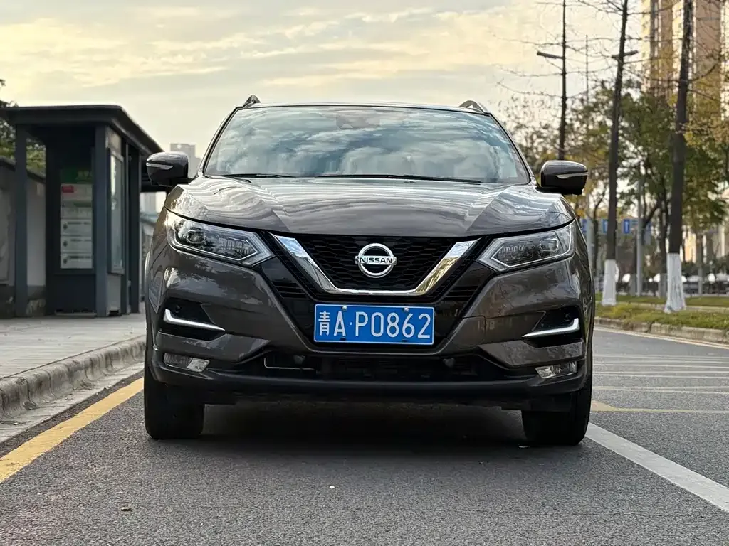 Nissan Qashqai — фото 2