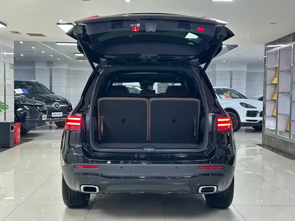 Mercedes-Benz GLB — фото 7