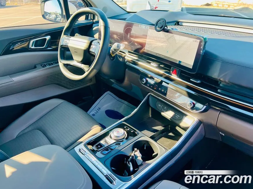 Kia Carnival — фото 10