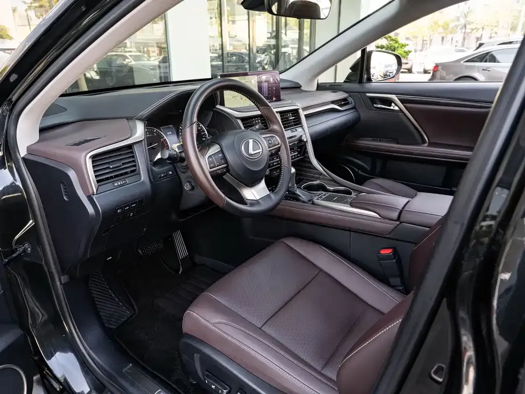 Lexus RX — фото 9