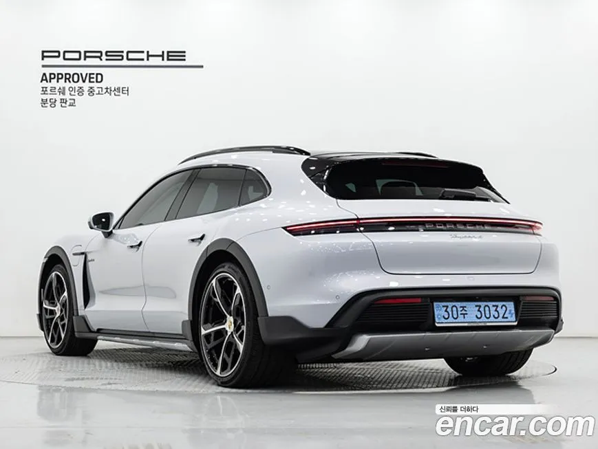 Porsche Taycan — фото 2