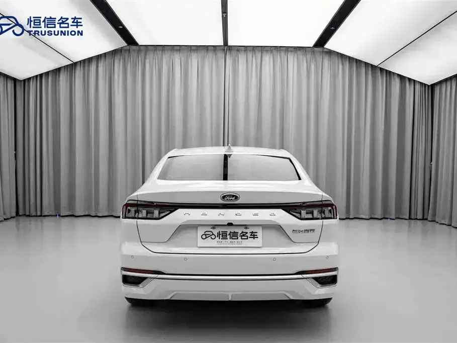 Ford Mondeo — фото 6