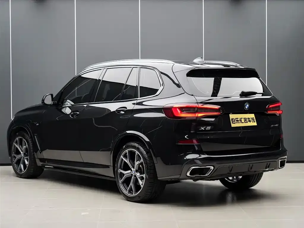 BMW X5 (Import) — фото 4