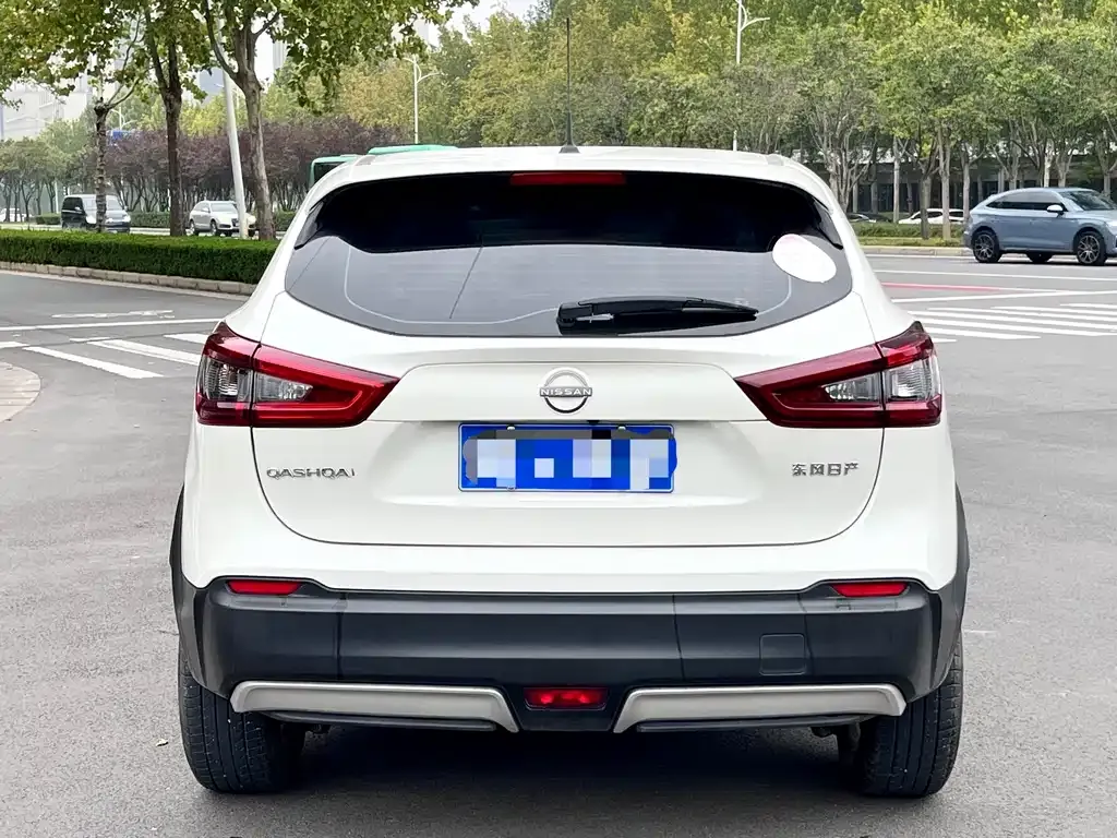 Nissan Qashqai — фото 5