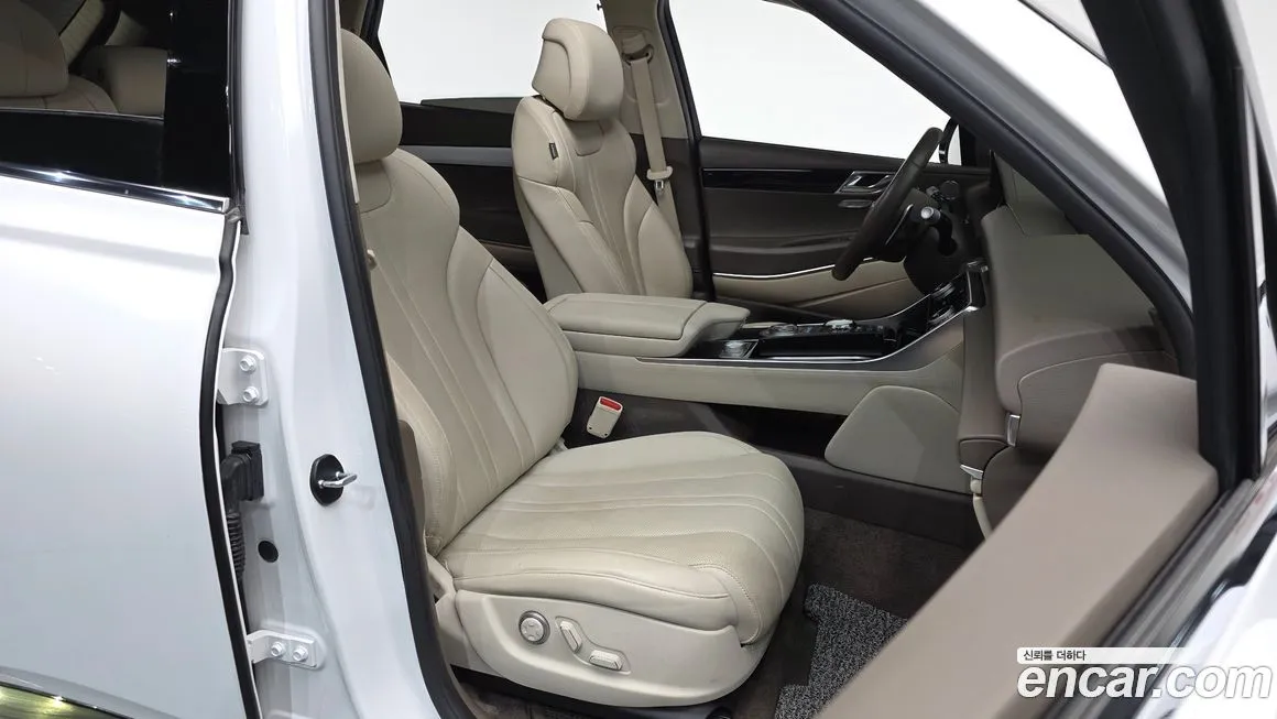 Genesis GV80 — фото 10