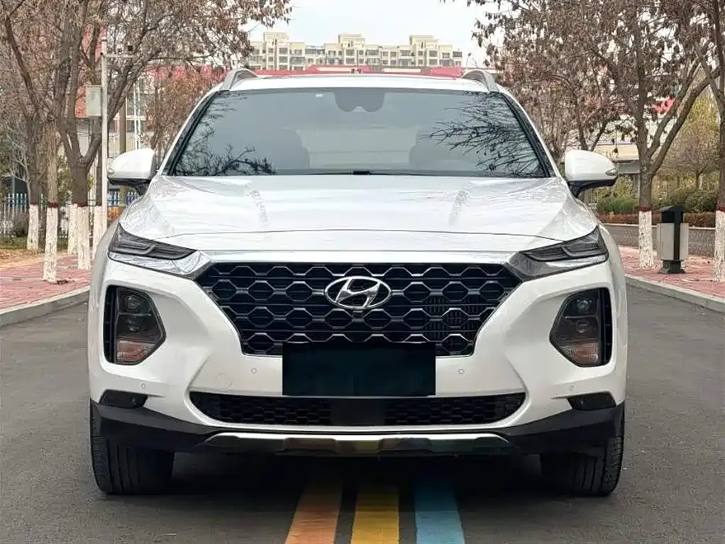 Hyundai Santa Fe — фото 2