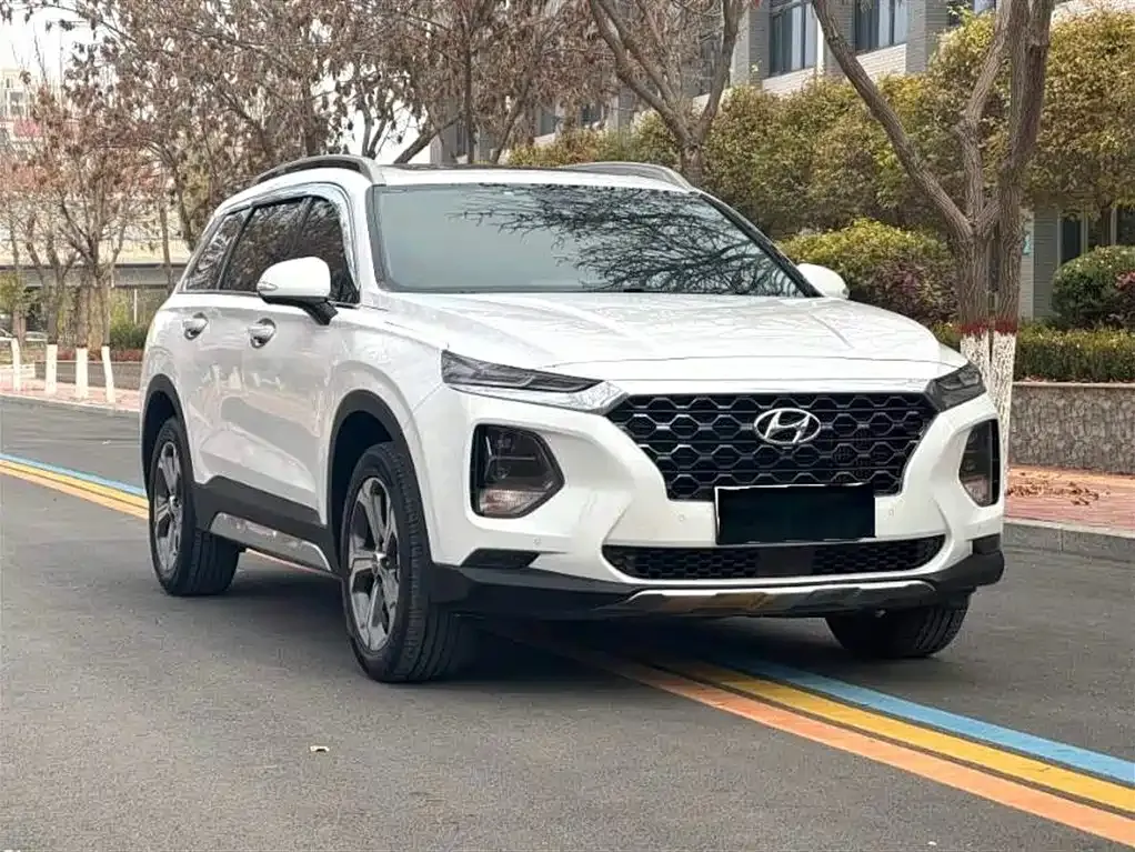 Hyundai Santa Fe — фото 3
