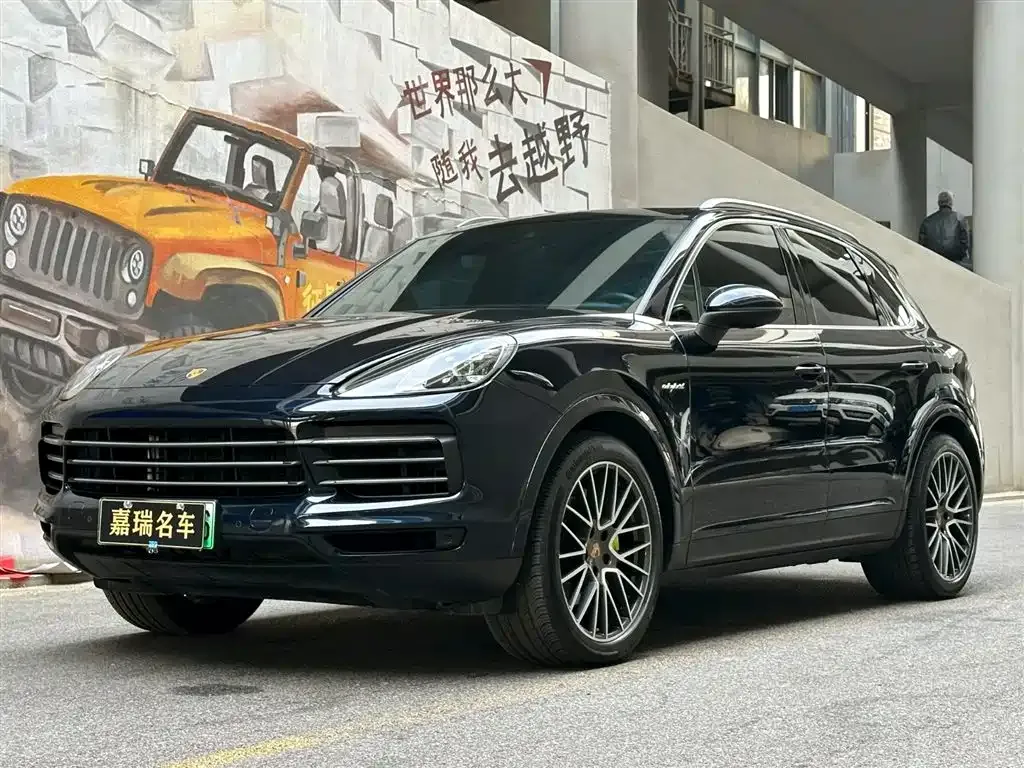 Porsche Cayenne Hybrid — фото 1