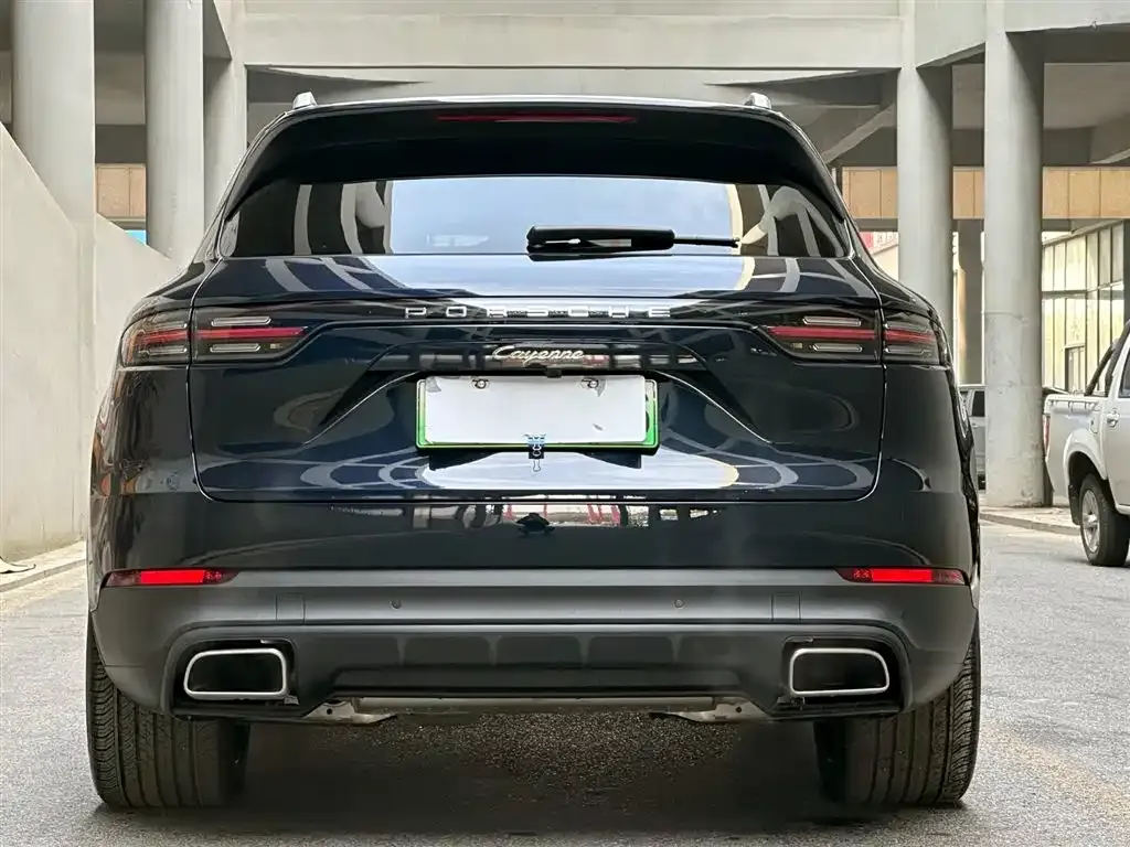 Porsche Cayenne Hybrid — фото 4