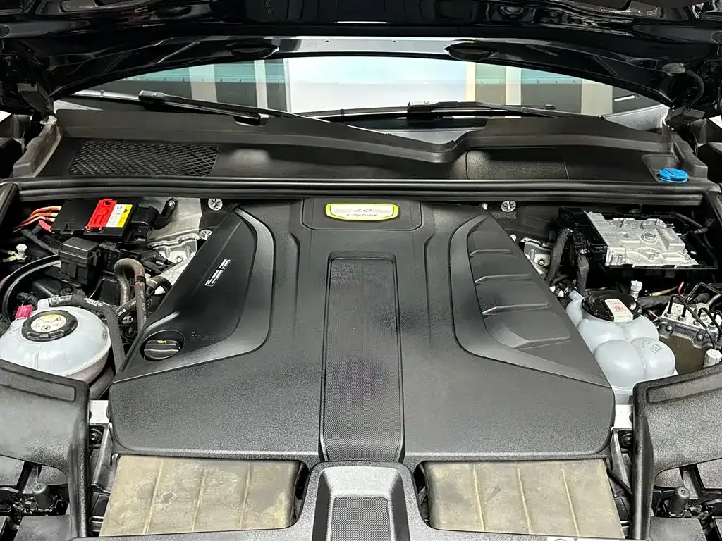 Porsche Cayenne Hybrid — фото 7