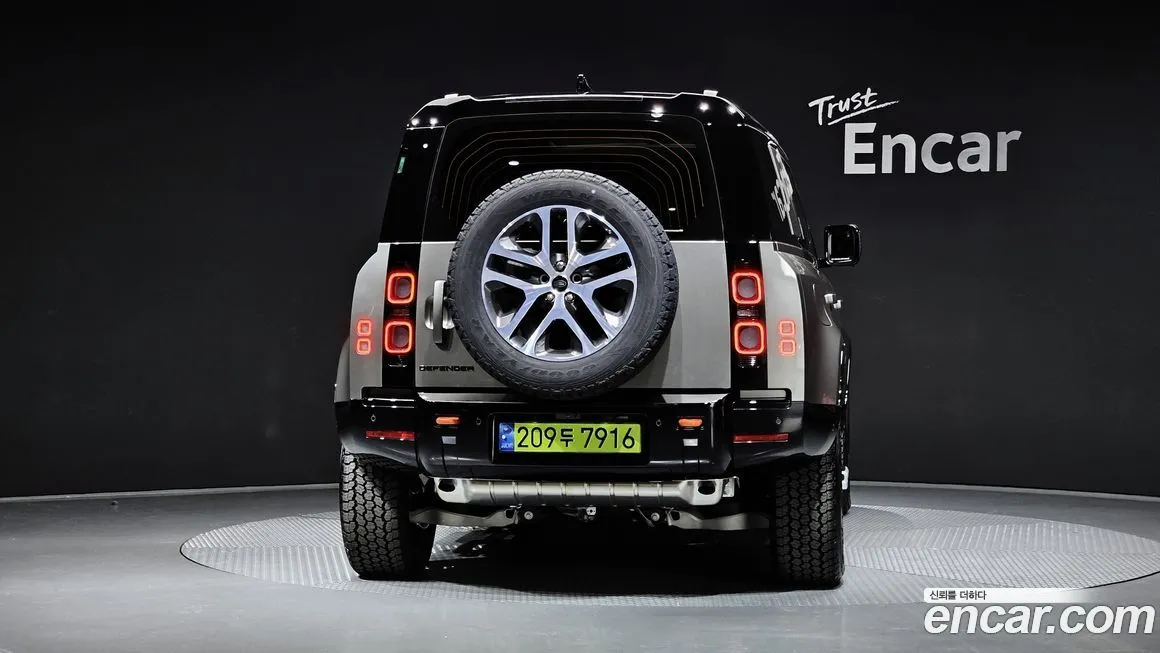 Land Rover Defender — фото 4