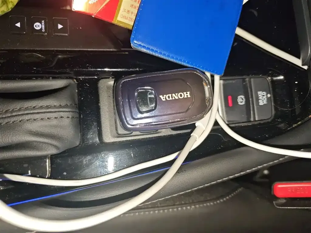 Honda Accord — фото 10