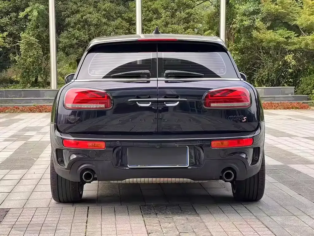 MINI Clubman — фото 4