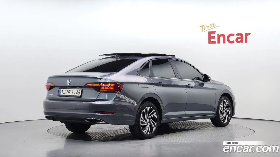 Volkswagen Jetta — фото 2
