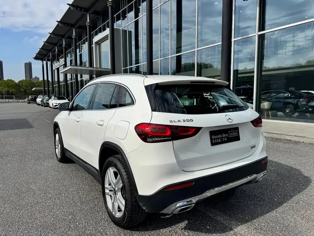 Mercedes-Benz GLA — фото 4