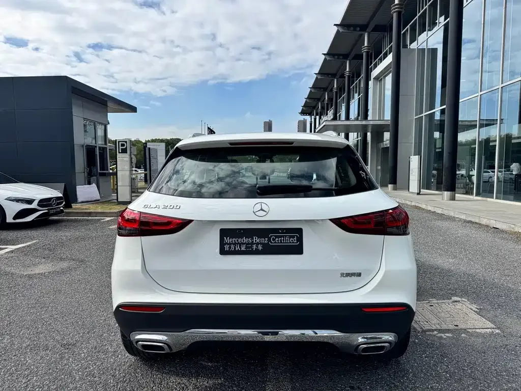 Mercedes-Benz GLA — фото 5