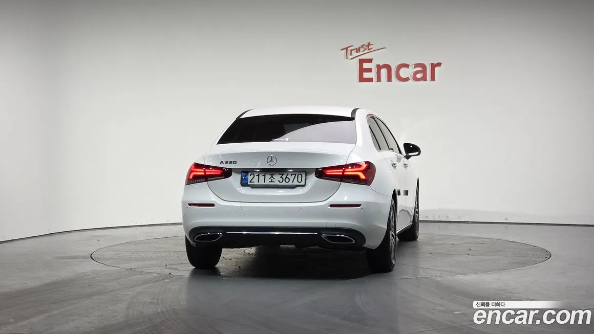 Mercedes-Benz A-Class — фото 4