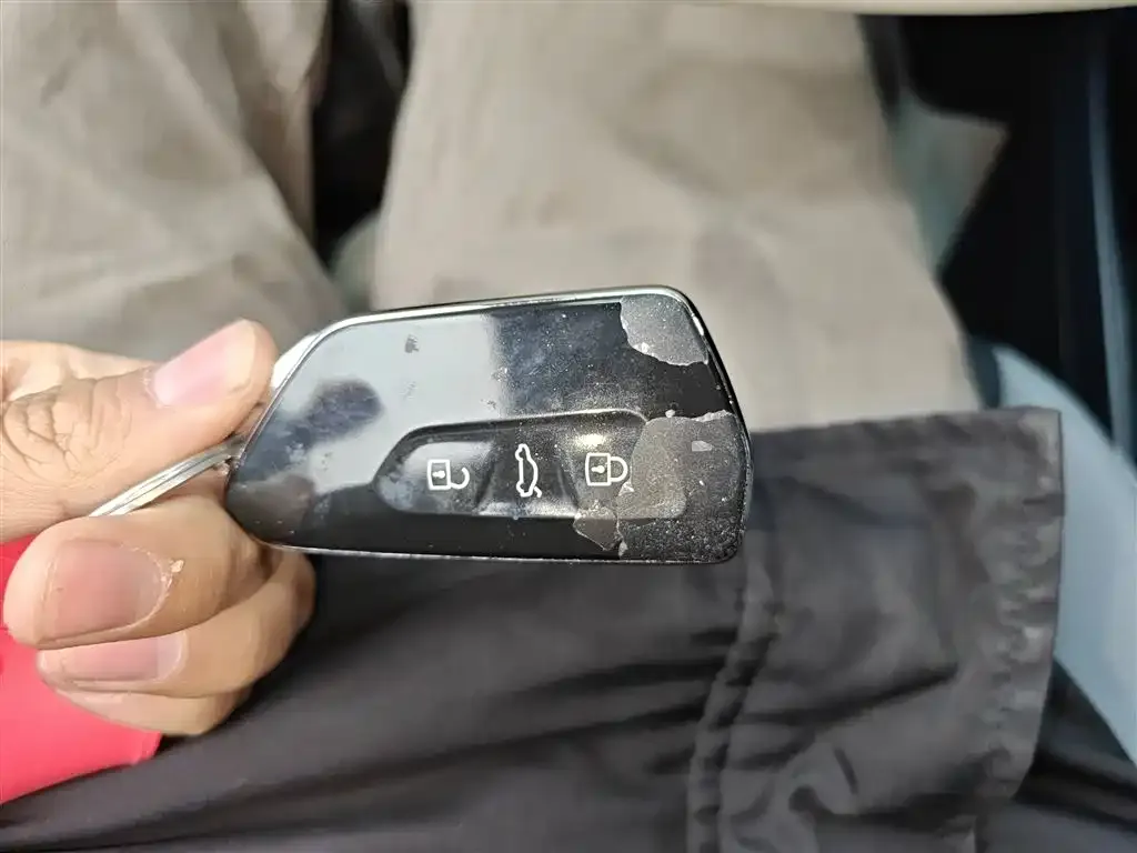 Volkswagen ID.3 — фото 10