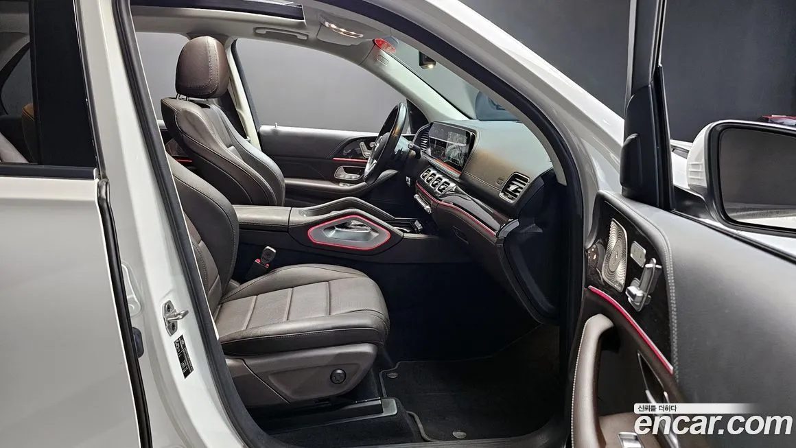 Mercedes-Benz GLE-Class — фото 10