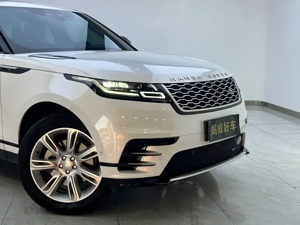 Land Rover Velar — фото 7