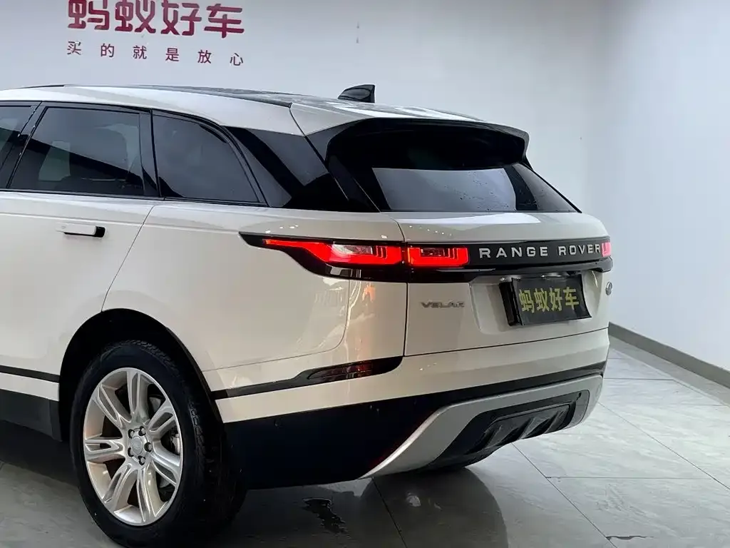Land Rover Velar — фото 9