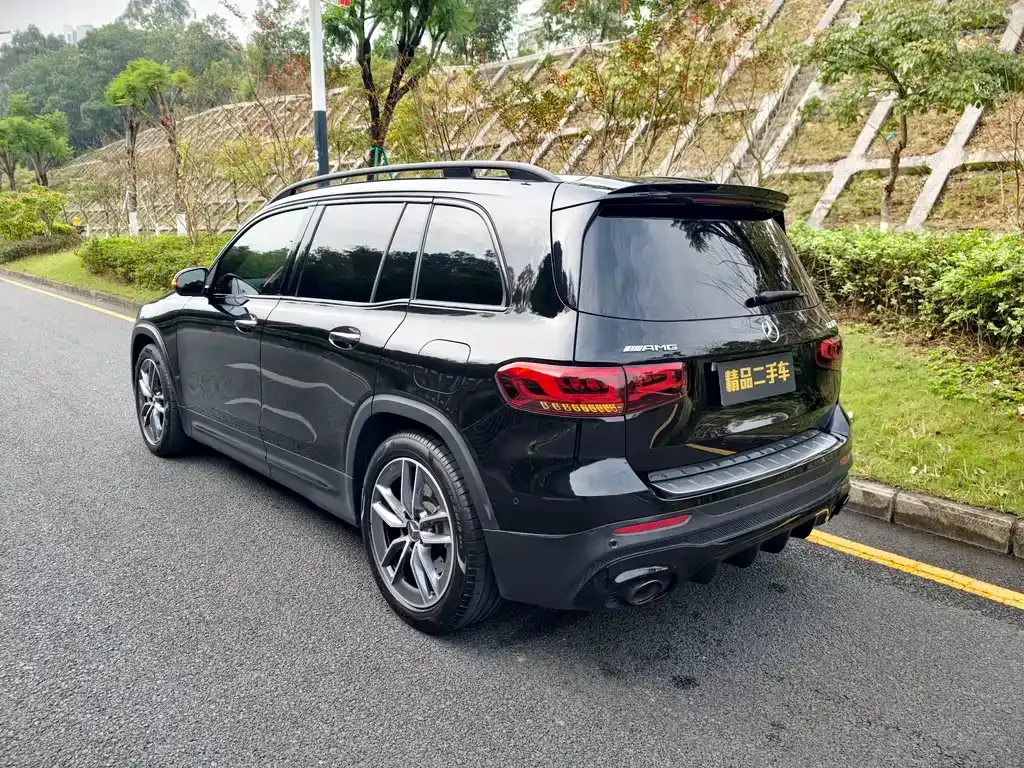 Mercedes-Benz GLB AMG — фото 3