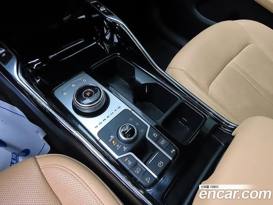 Kia Sorento — фото 9