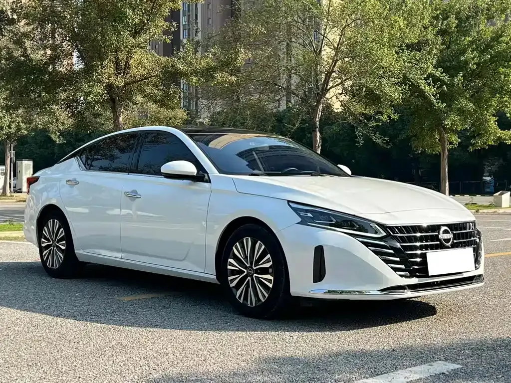 Nissan Teana — фото 3