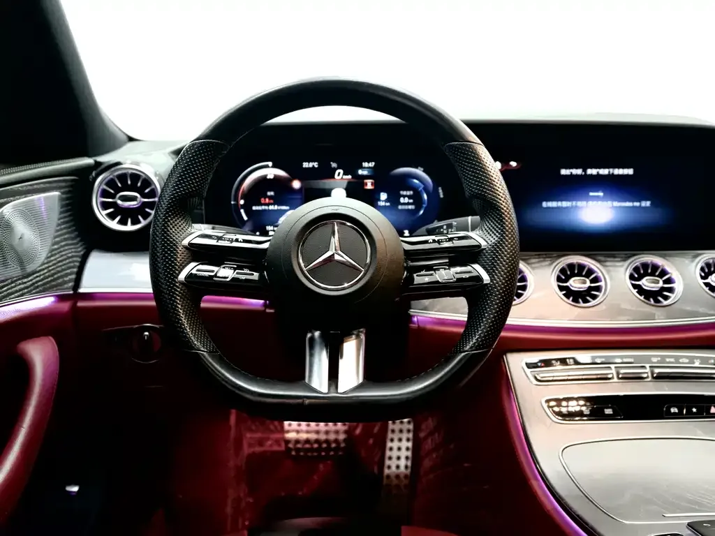 Mercedes-Benz CLS — фото 7
