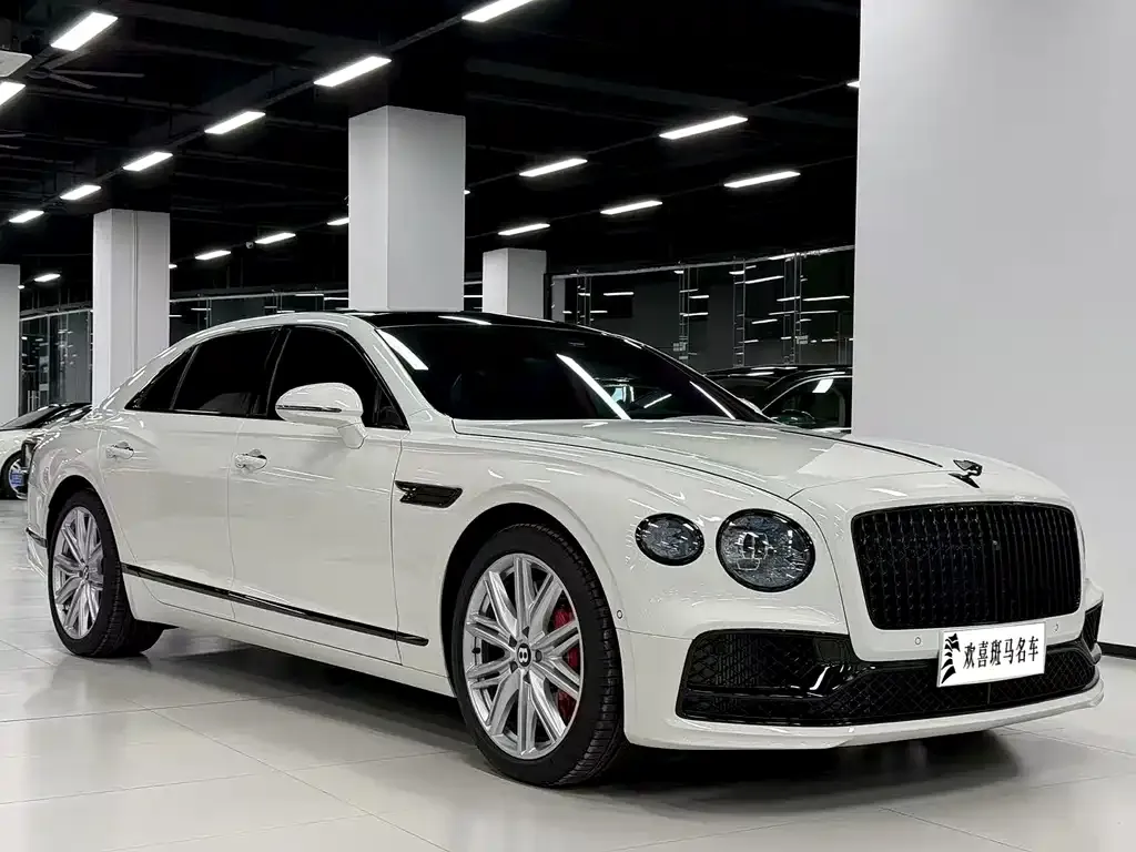 Bentley Flying Spur — фото 4