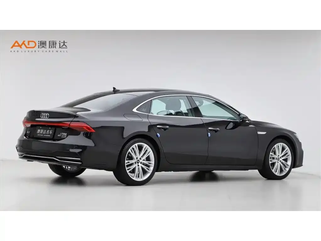 Audi A7L — фото 3