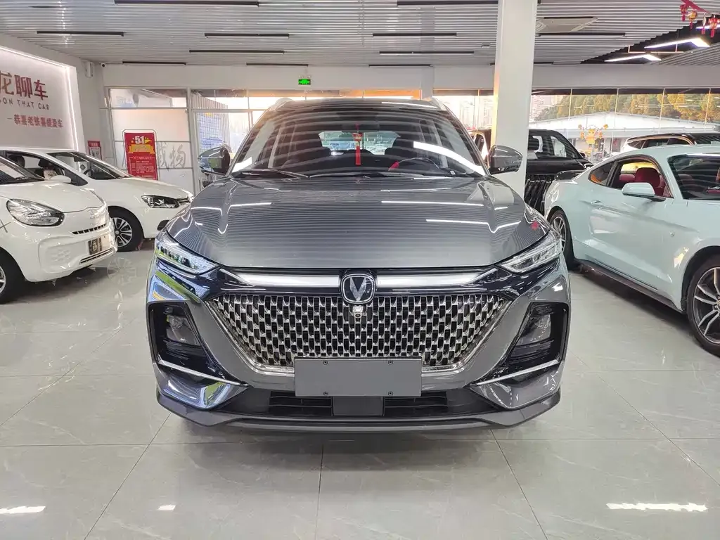 Changan X7 PLUS — фото 1