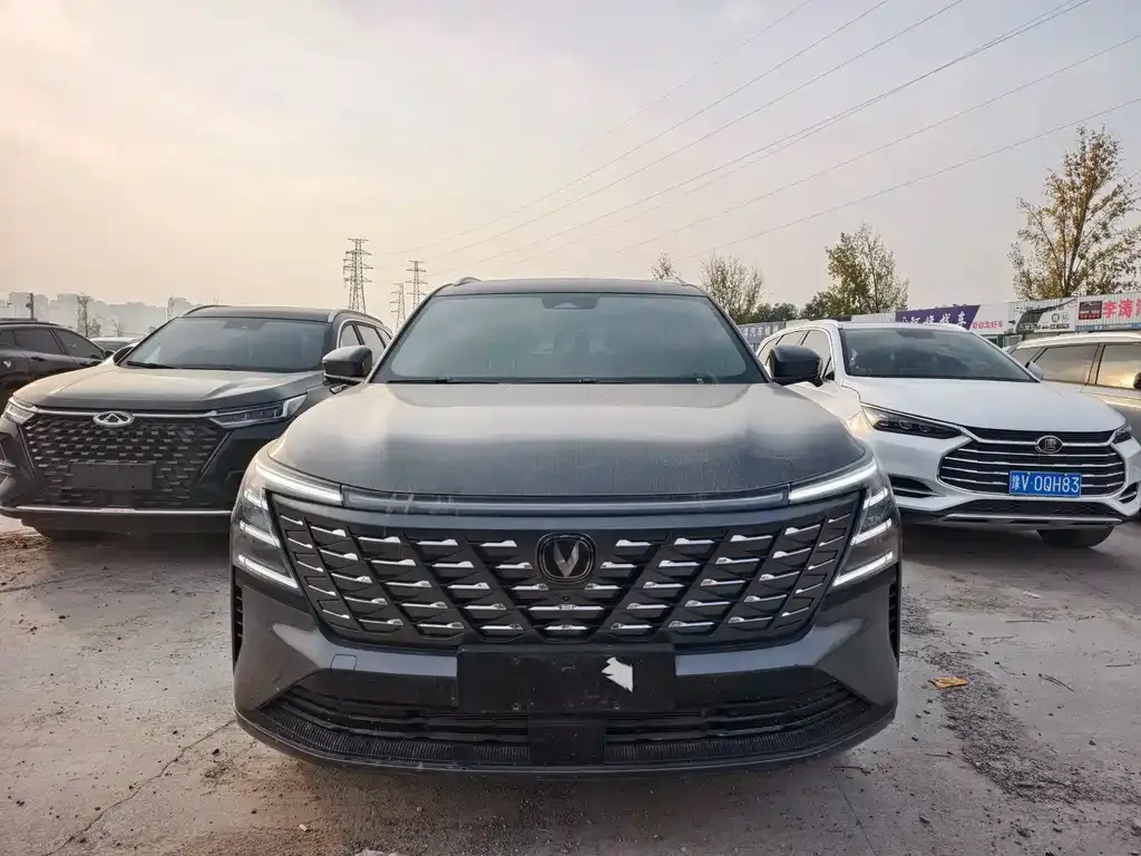 Changan CS75PLUS — фото 2